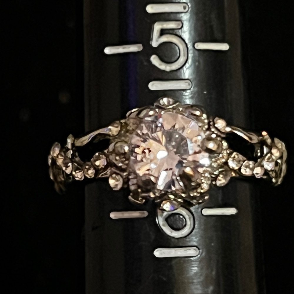 Vintage Sterling Silver and Cubic Zirconia Ring - Size 5.5 - Intricate Filigree